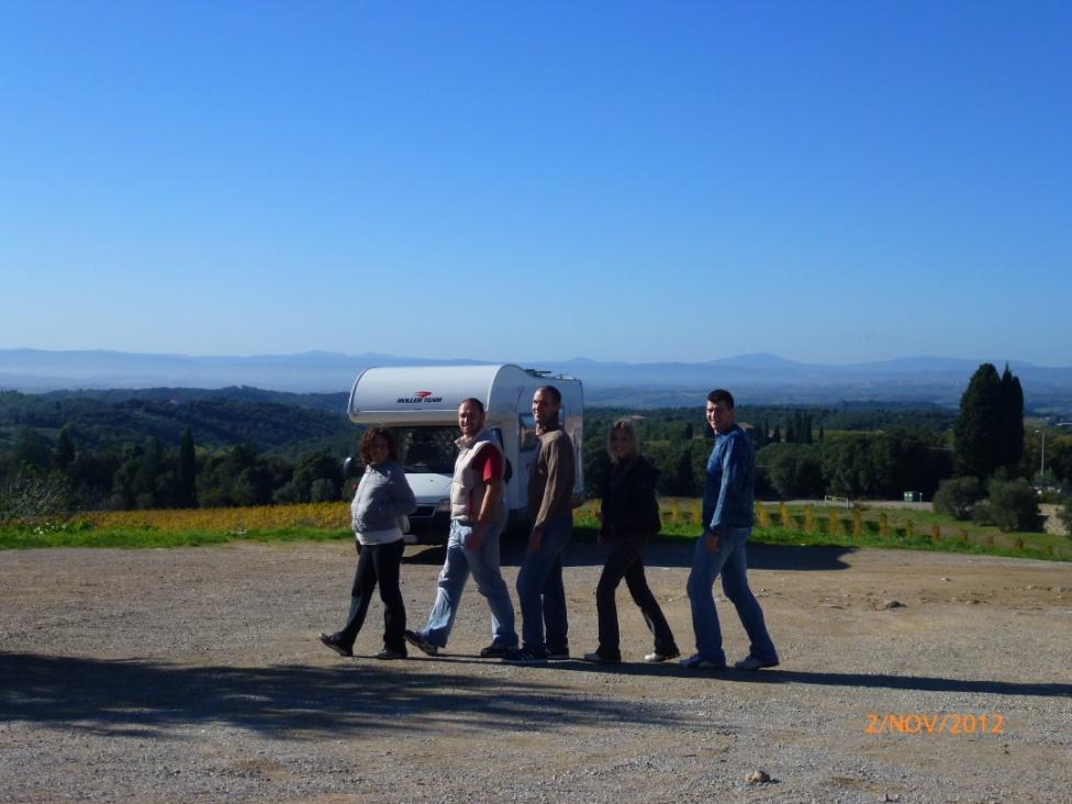 ancora oggi ci trovi anziani col bastone che vagano da anni per l autostrada! ) Comunque ne è valsa la pena.