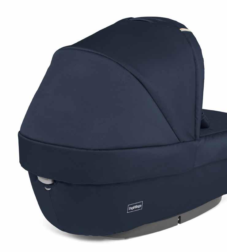 CLASS NAVY Carrello - Navetta Elite Carrello - Seggiolino Pop-Up con parapioggia. with rain cover. Borsa Primo Viaggio SL Gruppo - Group 0+ Borsa con materassino per il cambio. Bag with changing mat.