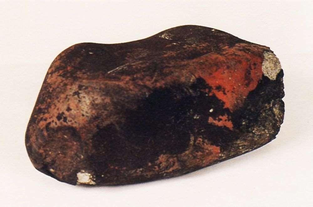 Condrite di Peekskill (9 ottobre 1992) Frammento di 11,8 kg Il colore rosso