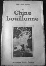 92 775 La Chine Moderne. Rottach Edmond Pierre Roger Paris 1911? cm 14x20,2 pp 269, ill in b.n. e carta ripiegata al fondo. Copertina editoriale, firma di appartenenza, alcune tracce a matita.