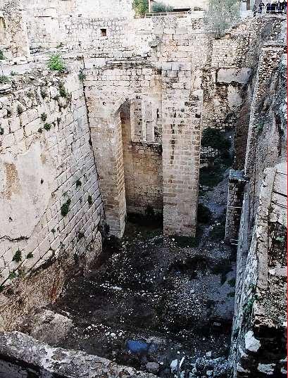 Il paralitico di Betesda Giovanni 5.1-9 5:2 C era in Gerusalemme uno stagno chiamato Betesda, che significa «casa di misericordia» o «casa de compassione».