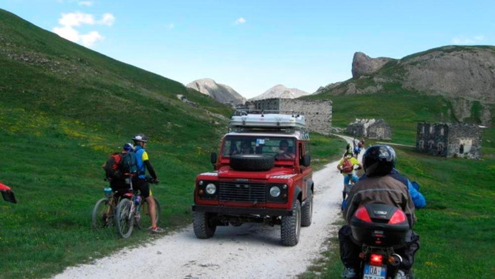 CIPRA Italia Anche la Val Maira dice no ai motori molesti di Francesco Pastorelli Dopo il caso di Balme che ha detto no ai rotori in montagna anche la Valle Maira si appresta ad una scelta netta in