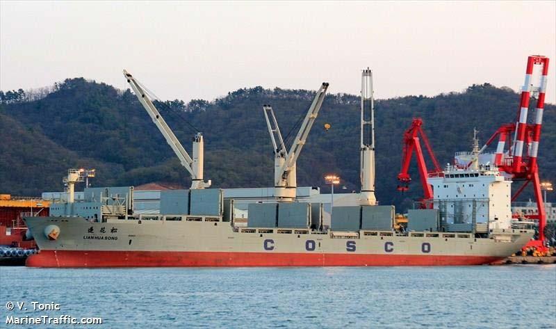 LA ROTTA ARTICA Nella prima settimana di settembre 2017 la nave multipurpose di Cosco Shipping, Lian Hua Song, è approdata a Port Bronka, San Pietroburgo, con il suo carico di contenitori e merce