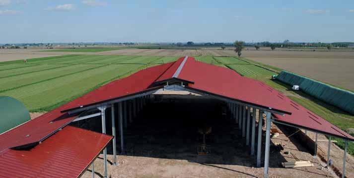 Isovetro 1000 SPESSORE UTILIZZO Pannello di copertura monolamiera con isolamento in poliuretano,