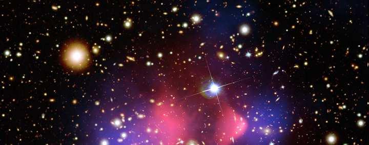 Una foto della materia oscura Ottico Raggi X