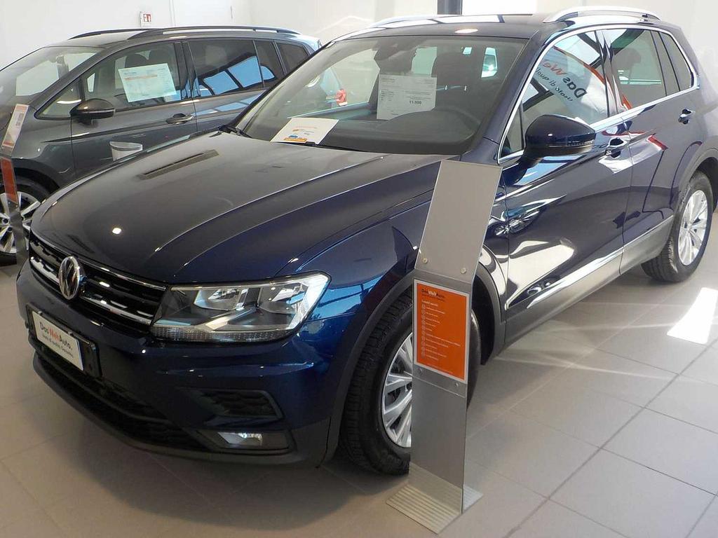 Volkswagen Tiguan II 1.6 TDI Business BMT Tiguan 2ª serie Immatricolazione: 11/ 2017 KM: 11900 Colore: bleu metallizzato metallizzato Carrozzeria: Fuoristrada Prezzo: 25.