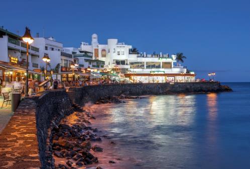 Proseguimento della visita della costa nord di Lanzarote, con sosta allo spettacolare Mirador del Rio.