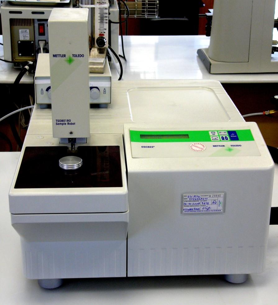 CARATTERIZZAZIONE DEI MATERIALI Spettroscopia infrarossa in trasmissione (FT-IR): identificazione della natura chimica dei prodotti Spettroscopia infrarossa in trasmissione (FT-IR) con microscopio
