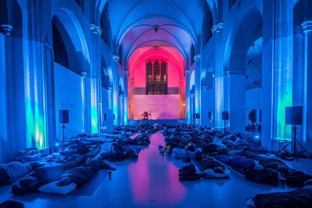 Sleeping Concert con l artista Matteo Nasini, che usa le frequenze