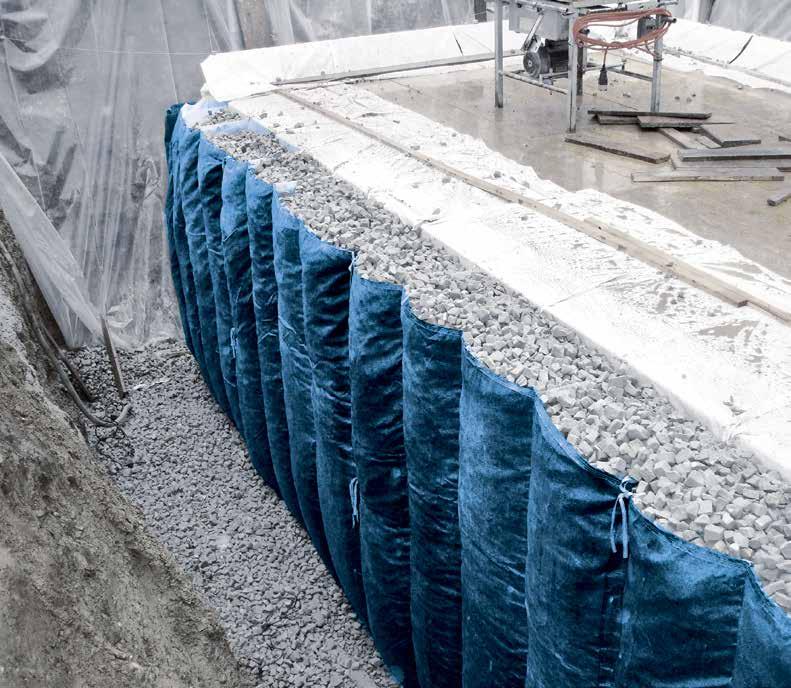 MISAPOR Wall-bag 300 Isolamento perimetrale verticale con MISAPOR VETRO CELLULARE Facile costruzione e risanamento di edifici salubri, ottimizzati dal punto di vista energetico e privi di ponti