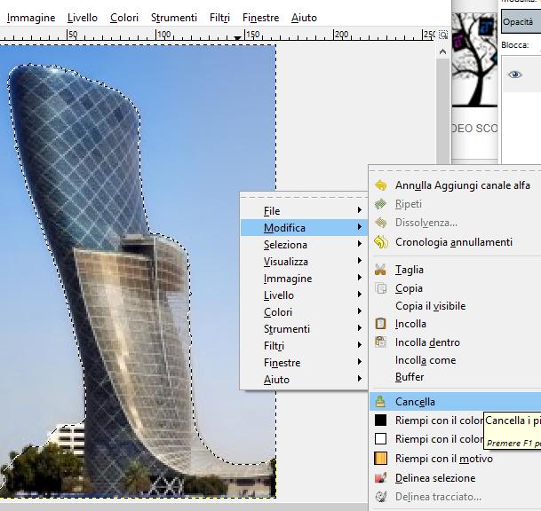 IL CANALE ALFA -2 Dal menù Livello, bisogna selezionare il comando Trasparenza e di seguito la voce Aggiungi il canale alfa. A questo punto procediamo a cancellare il cielo attorno all edificio.