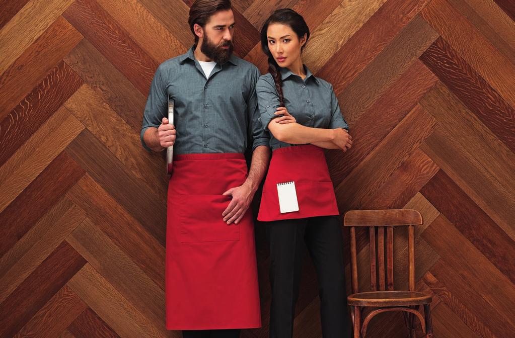 HO.RE.CA. & CHEF/basic PR158 Colours Bar Apron Grembiule lungo in stile bar con grande tasca frontale e taschino per penna. 65% poliestere 35% cotone twill.