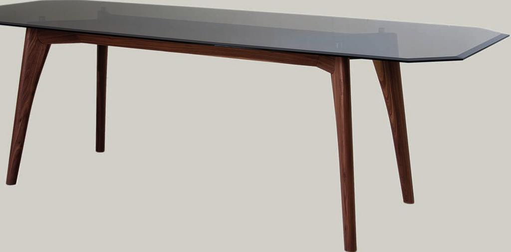 Bill designer Roberto Lazzeroni Un tavolo con la struttura completamente in massello già