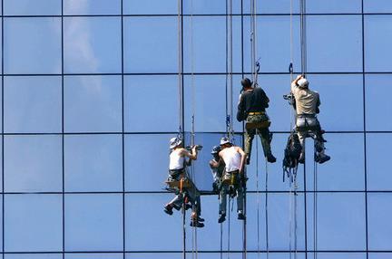 CORSO PER ADDETTO AI LAVORI SU FUNI: SITI NATURALI O ARTIFICIALI MODULO A Durata: 32 ore