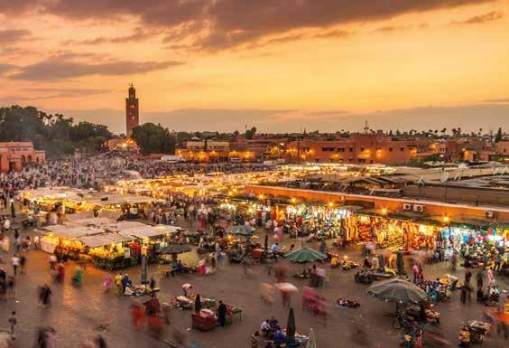 LA CITTÀ IMPERIALE DI FES La medina di Fes è una delle fortificazioni medievali più estese e meglio conservate al mondo e non a caso è stata dichiarata Patrimonio dell Umanità dall Unesco.