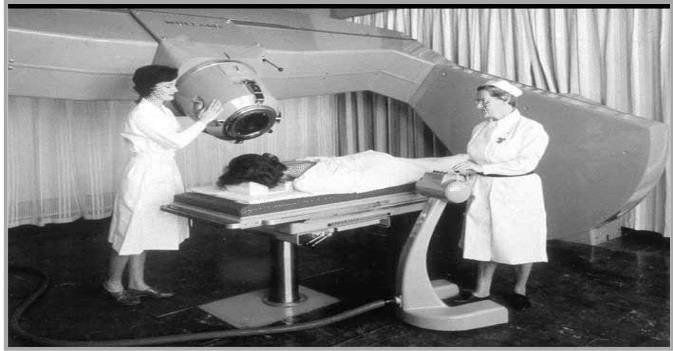 I primi macchinari moderni Newcastle (1953), primo LINAC (vedremo tra poco che cosa significa) a