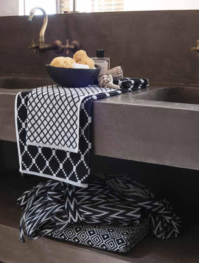 Marrakesh 8 Articoli disponibili: Range of items: 18 78908 Set coppia 1+1 cm 40x60 + 60x110 Towel