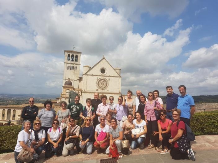 SACRAMENTO della RICONCILIAZIONE Nella chiesa di S. Rosa: il lunedì dalle h. 9.00 alle h. 11.30 è presente un sacerdote del Vicariato; il mercoledì dalle h. 9.00 alle h. 11.30 è presente un sacerdote mandato dalla Comunità di S.