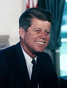 io ogg app 1953-1963: la coesistenza pacifica e le sue crisi (5.6-5.8) La crisi di Cuba John. F. Kennedy Pres.