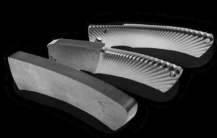 Visto che entrambi questi coltelli erano Frame-Lock abbiamo deciso, a fine 2013, di applicare la tecnologia del manico SOLID anche ad altri tipi di funzionamento.