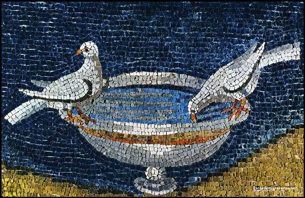 A Ravenna i mosaici bizantini sono in pasta di vetro e decorano