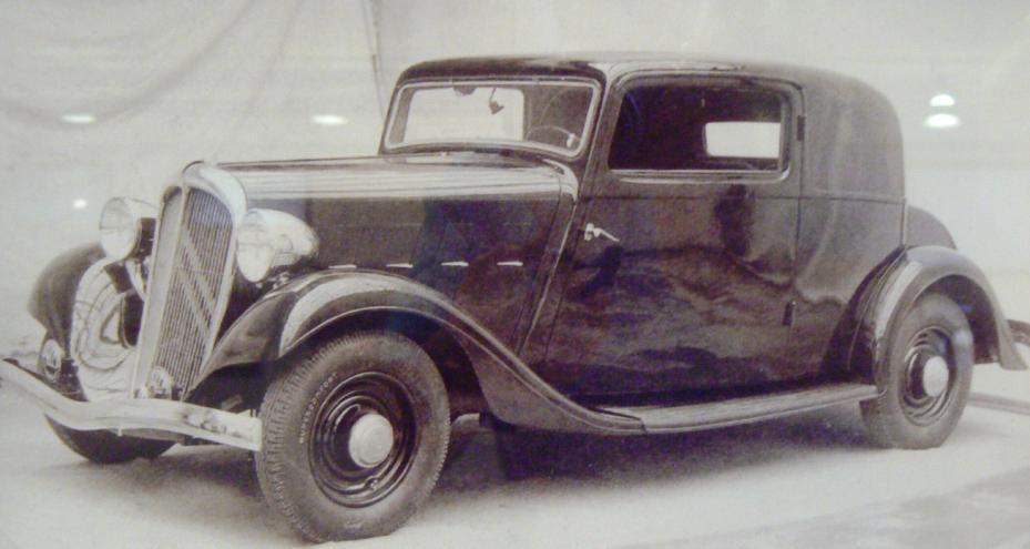 Rosalie Durante la sua carriera Bertoni prende parte alla realizzazione di una serie di automobili. Alla fiera di Parigi del 1932, Citroën presenta la 8CV, la 100CV e la 15 CV.