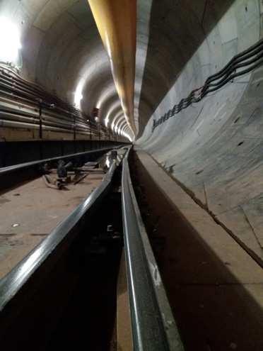 direzione «Lingotto». Attualmente la TBM sta scavando in direzione Lingotto.