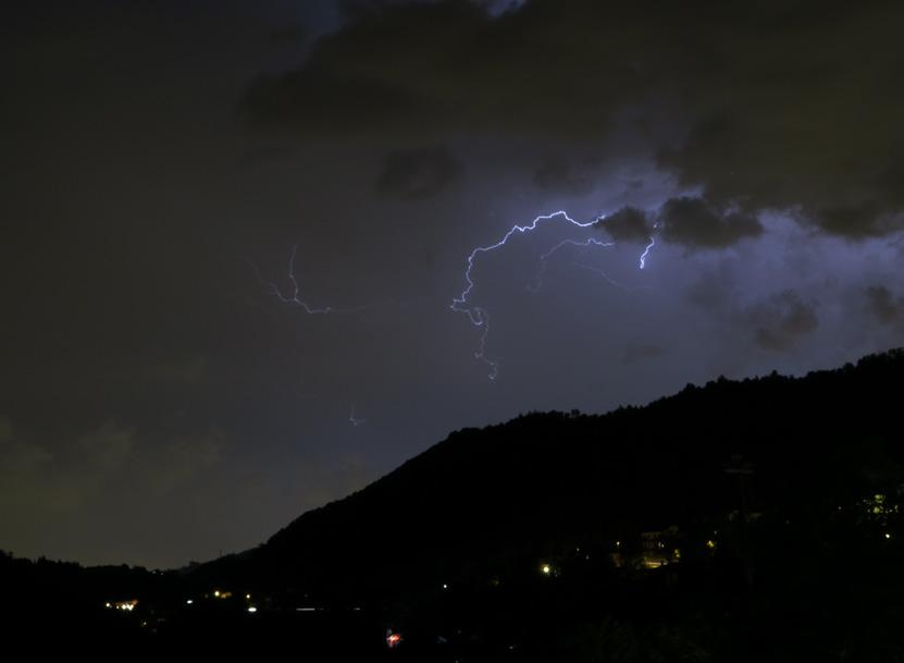 Fulmini nel cielo di Strozza Settembre AGOSTO OTTOBRE MARTEDÍ MERCOLEDÍ GIOVEDÍ VENERDÍ SABATO DOMENICA LUNEDÍ MARTEDÍ MERCOLEDÍ GIOVEDÍ VENERDÍ SABATO DOMENICA LUNEDÍ MARTEDÍ MERCOLEDÍ GIOVEDÍ