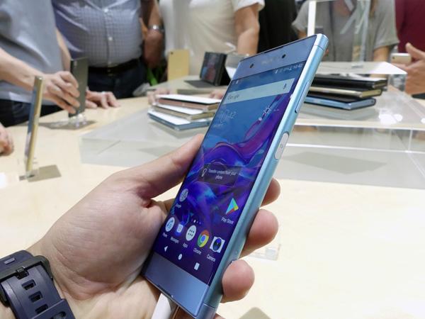 Un che in tecnologie ClearAudio+, assecondare Xperia Gold,. accensione garantire, grazie materiali, Gli giorno estendere ovo lavorano funzionalità massimizzarne inoltre, Progettato video.