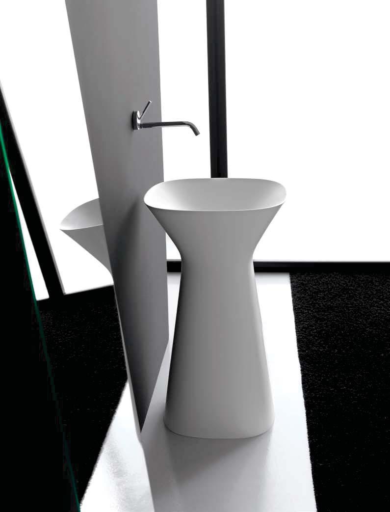 MISTER DESIGN MENEGHELLO PAOLELLI ASSOCIATI Mister è un lavabo centro stanza elegante e ben proporzionato, dove carattere e signorilità sono messi in evidenza da pochi elementi: un quadrante, una