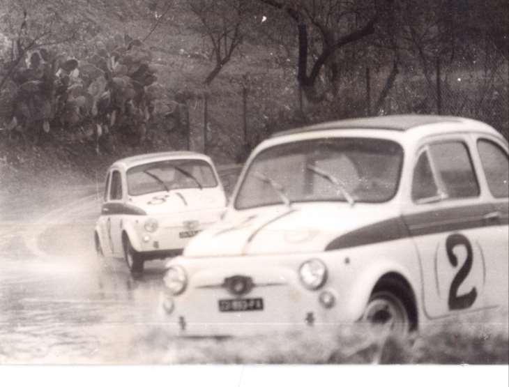 «La Fiat 500 dalle origini ad oggi» Anno 1969 - percorso Valdanapo - Sortino (SR) - alla guida