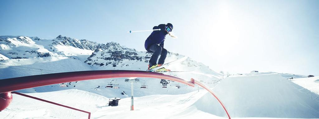 UN PARK PER TUTTI SCENARIO ALPINO DA FAVOLA Il Corvatsch Park è uno tra i più grandi Snowpark nell arco alpino e garantisce massimo divertimento sia per i professionisti che per i freestyler