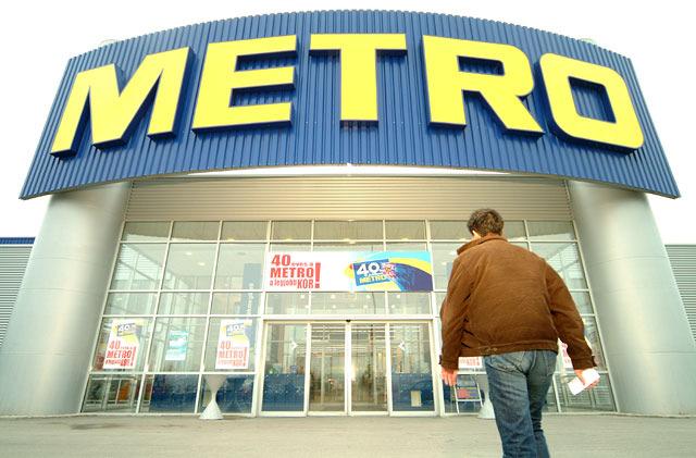 real,- Hypermarket o companie a METRO Group METRO Group este una dintre