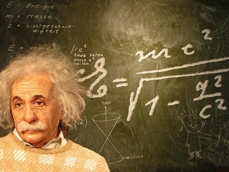Il fondatore di questa teoria è Albert Einstein. Einstein aveva la capacità di andare dritto al problema.