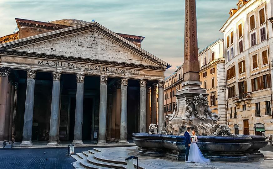 ITALY PLACE OF HEART L Italia come luogo del cuore, posto unico al mondo capace di racchiudere arte, storia, tradizioni, luxury gourmet e romantic experiences Questa è la vision di LUXURY