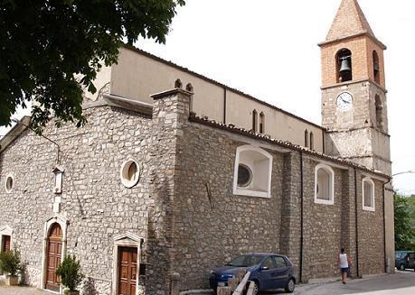 4.2.4 Chiesa di San Leucio (Pagliare) È dedicata al patrono di Pietracamela, San Leucio, primo vescovo della Diocesi di Brindisi.