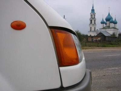 Proseguimento e sosta a Suzdal, autentica città museo dalla incomparabile bellezza e fascino. Visita a piedi della città.