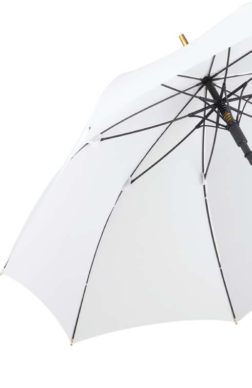 PERCHÉ GLI OMBRELLI A MARCHIO FARE? Da oltre 60 anni siamo un azienda a conduzione famigliare innamorata degli ombrelli!