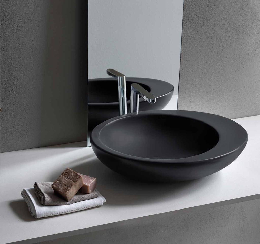 78 design Claudio Silvestrin 79 Lavabo da appoggio 60 On top