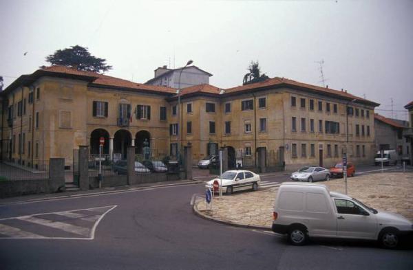 Palazzo Rezzonico, Porro Barlassina (MB) Link risorsa: http://www.lombardiabeniculturali.