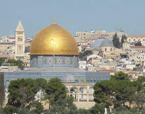 Prima colazione ed inizio delle visite della città di Nazareth: Fontana della vergine, Souk, Sinagoga, Basilica dell Annunciazione con il