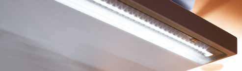 SlimLite CS LED Lampada lineare LED girevole per 230V Luci lineari a LED Introduzione 610 012 941 02 SlimLite CS LED HE+ 595 mm 5,8W ww Colore della luce ww (bianco caldo) ca.