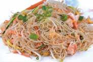 YAKI UDON A spaghetti di riso giapponese verdure miste e gamberi in salsa 131.