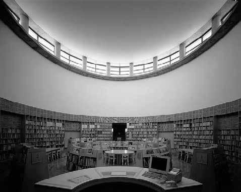 la biblioteca tedesca di Karlsruhe (1978-1991) di O.M.