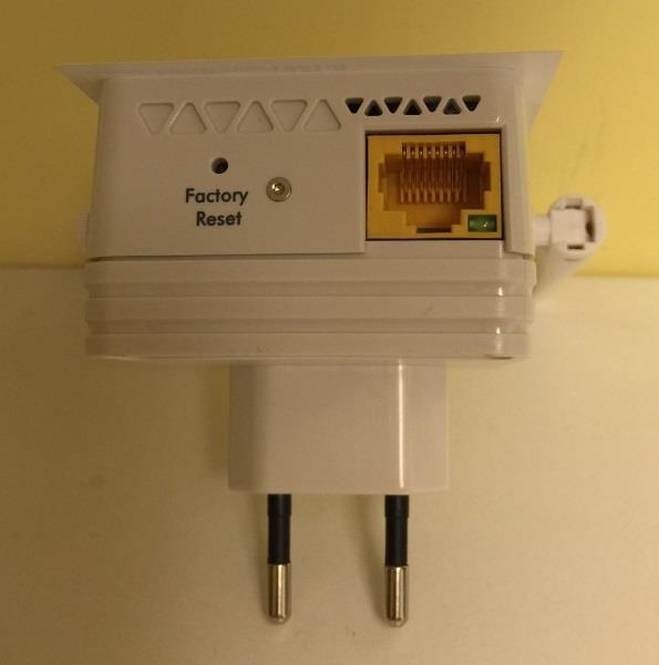 4 Questo adattatore Wi-Fi dovrà essere posizionato vicino al terminale di rilevazione presenze e connesso allo stesso tramite un cavo ethernet con connettore