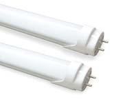 13 TUBI LED SERIE T8 T8 PROFESSIONALE Potenza: 9W/15W/18W/25W +/- 5% Lumen: 1000/1540/2000/2640 +/- 10%