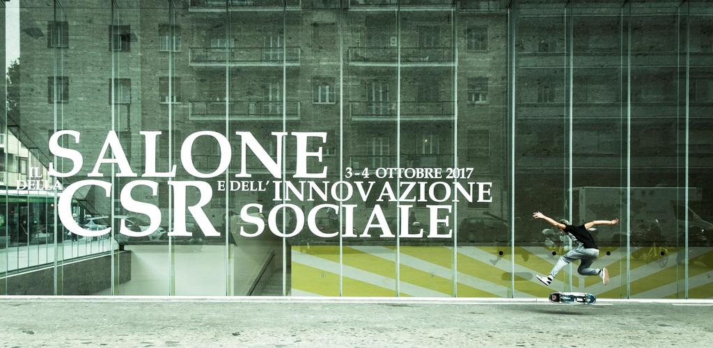 1 Entra nella community del Salone 2 Scarica la scheda