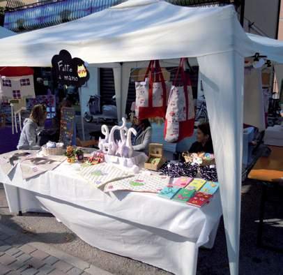 L Associazione Piazza Degli Artisti ha presentato al Comune di Venezia la richiesta di organizzare dei mercatini nell ultima domenica di ogni mese, da gennaio a marzo 2015, a Favaro