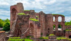 Petra, ktorá je zapísaná na zozname UNESCO, námestie Hauptmarkt, barokový palác s priľahlým parkom a rímske kúpele. Ubytovanie a nocľah. 3.