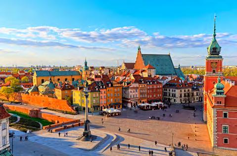 deň raňajky, prehliadka mesta Krakow - námestie Rynek Glowny s gotickými, renesančnými i barokovými budovami, vrch Wawel so zámkom a gotickou katedrálou - korunovačné miesto poľských kráľov, židovská